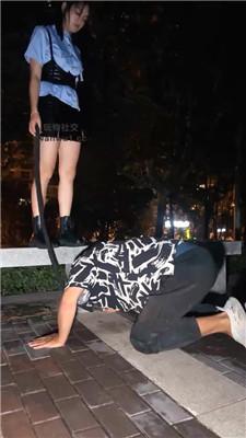 082050vbzgmd49bd3693g6.jpg