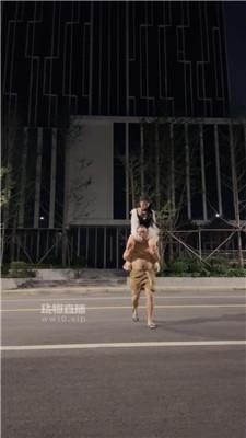 145343o7qg44izwi8oftfz.jpg